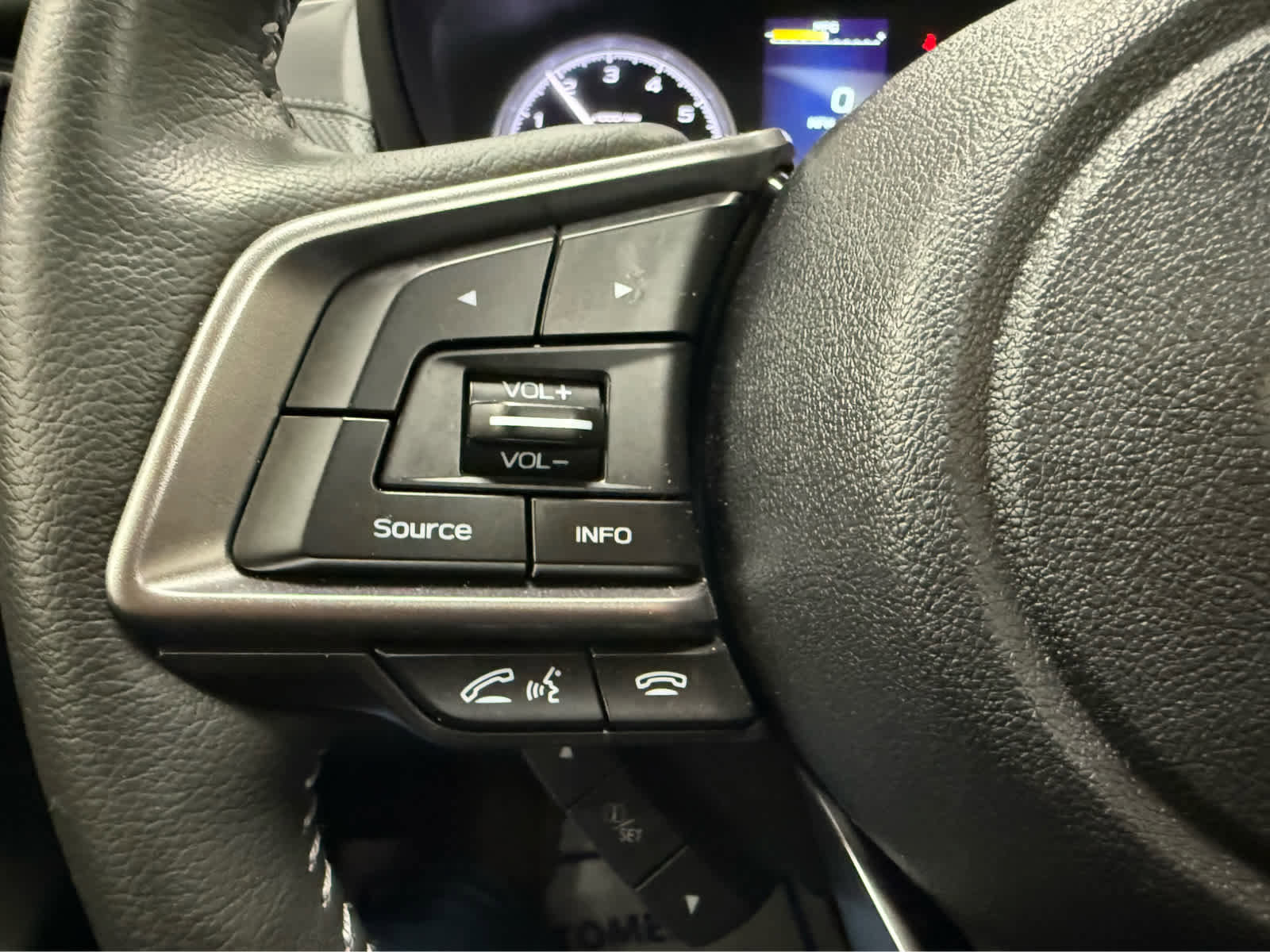 Used 2023 Subaru Forester Limited AWD/4WD image 13