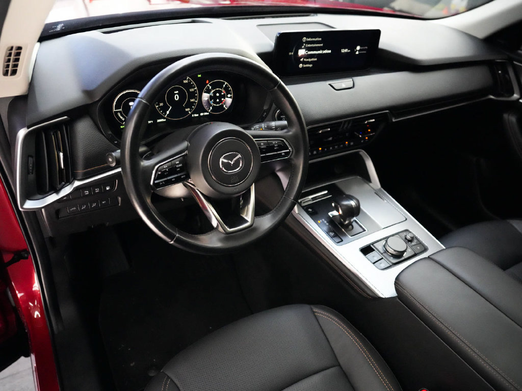 Used 2024 MAZDA CX-90 Plug-In Hybrid w/ Premium Pkg AWD/4WD image 17
