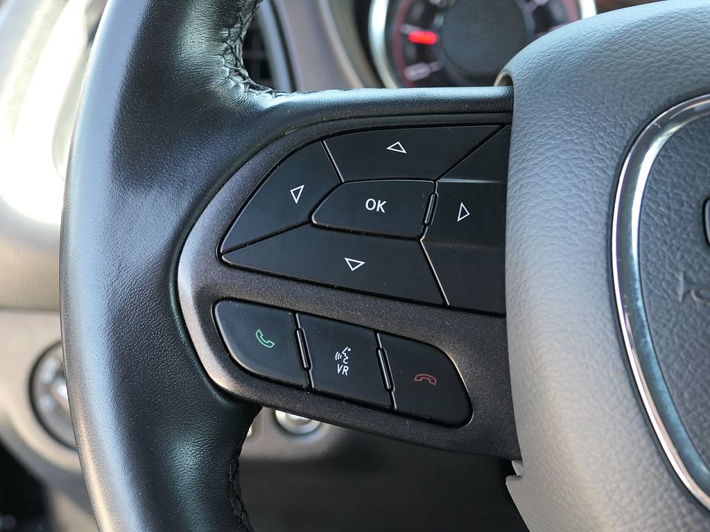 Used 2022 Dodge Challenger SXT RWD image 14