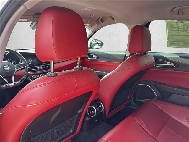 Used 2018 Alfa Romeo Giulia AWD image 21