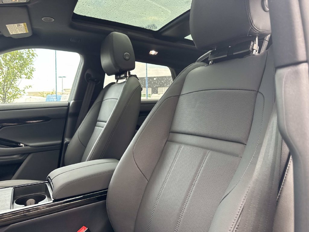 New 2026 Land Rover Range Rover Evoque S AWD/4WD image 21