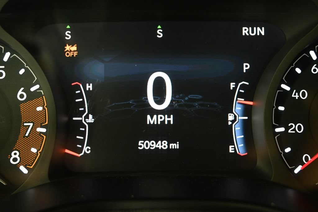 Used 2024 Jeep Compass Trailhawk AWD/4WD image 25