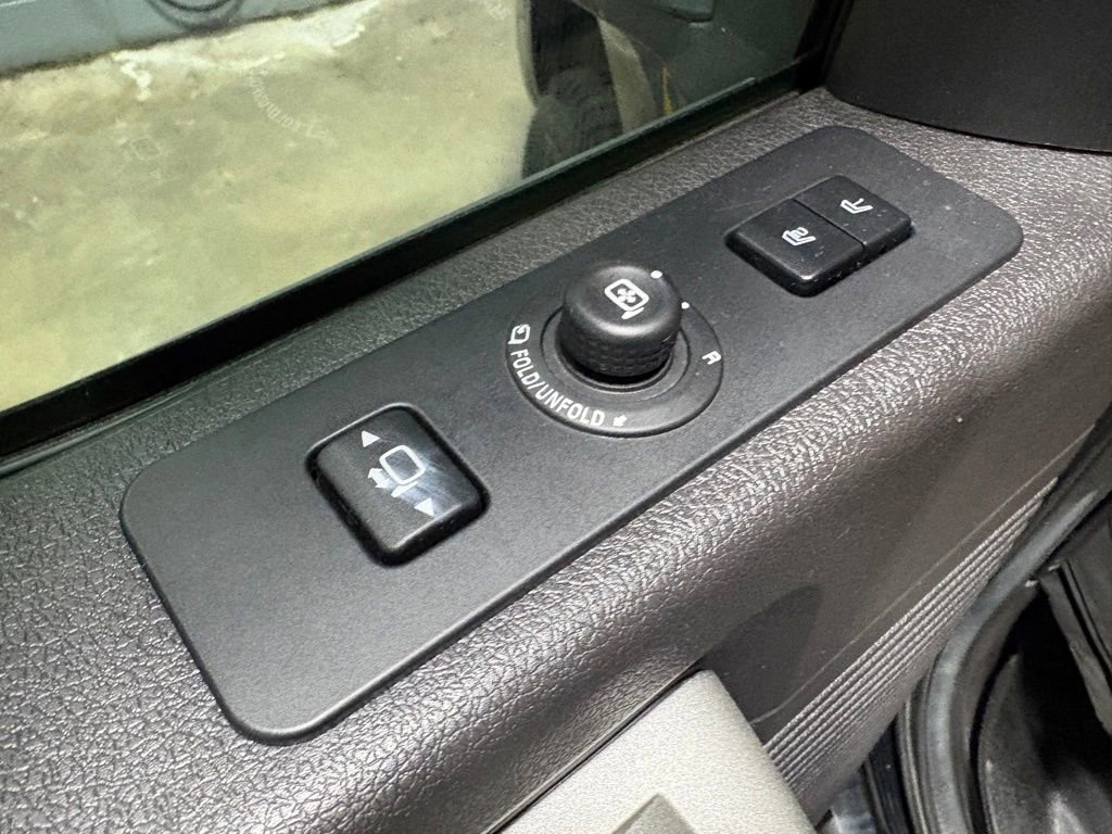 Used 2016 Ford F250 Lariat w/ Lariat Ultimate Package image 21