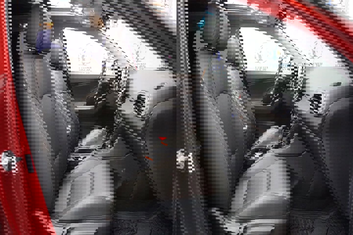 Used 2020 Hyundai Elantra GT w/ Style Package 02 image 18