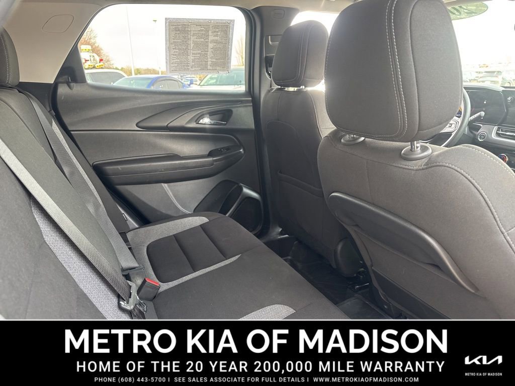 Used 2024 Chevrolet TrailBlazer LT AWD/4WD image 32