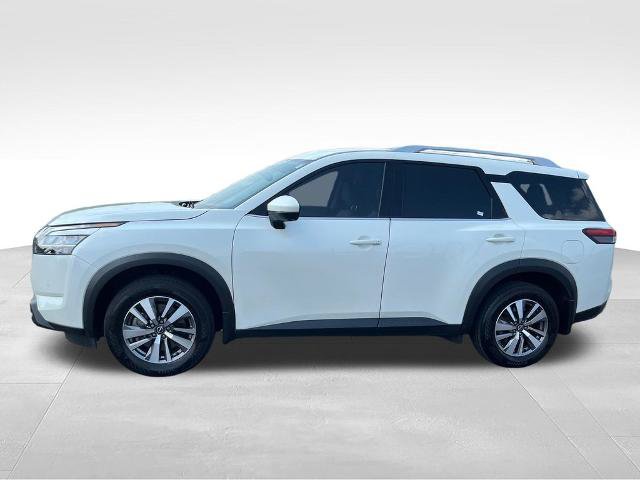 Certified 2023 Nissan Pathfinder SL AWD/4WD image 2
