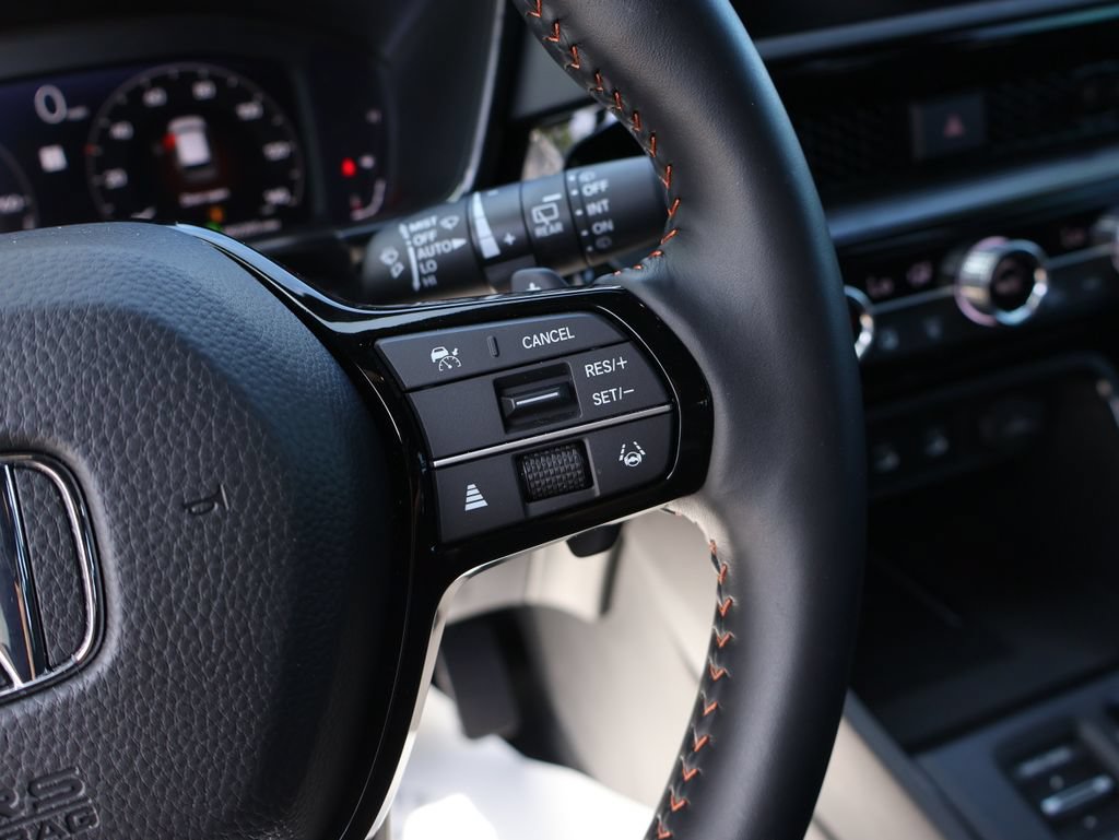 Used 2026 Honda CR-V Sport Touring image 33