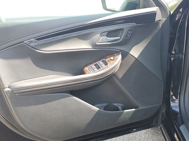 Used 2015 Chevrolet Impala LTZ FWD image 21