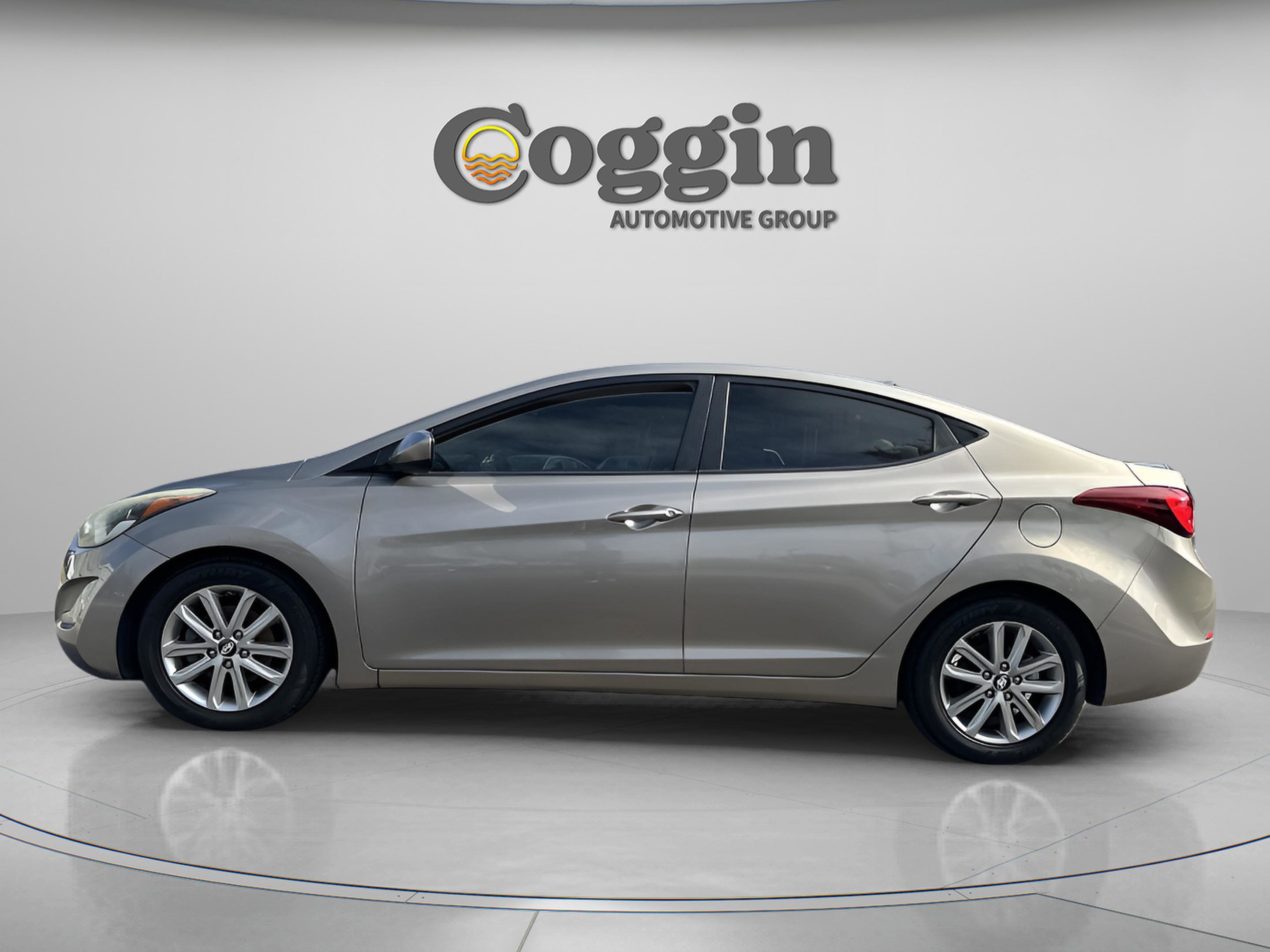 Used 2015 Hyundai Elantra SE w/ Option Group 02 image 3
