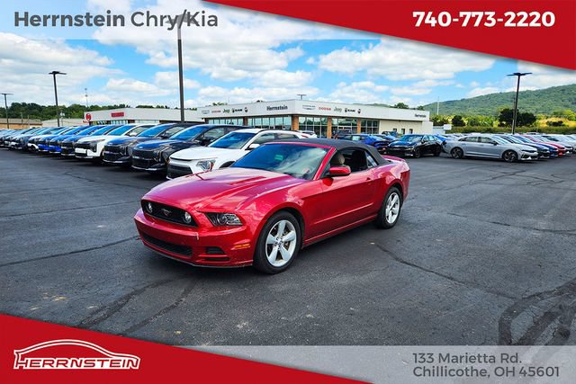 Used 2013 Ford Mustang GT RWD image 4
