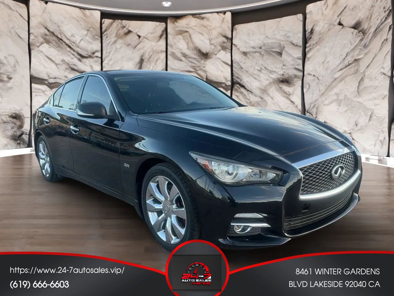 Used 2018 INFINITI Q50 Luxe w/ Essential Package (3.0T Luxe) RWD image 3
