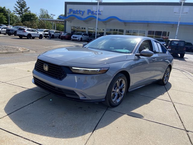 Used 2025 Honda Accord EX-L image 4