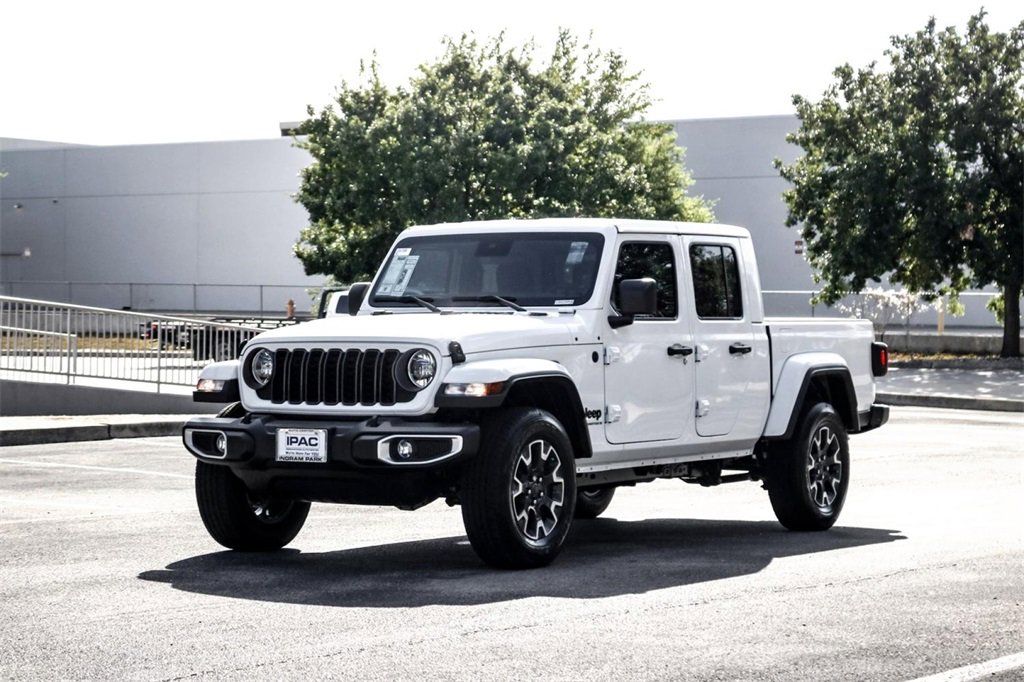 New 2025 Jeep Gladiator Sport w/ Premium Package image 6