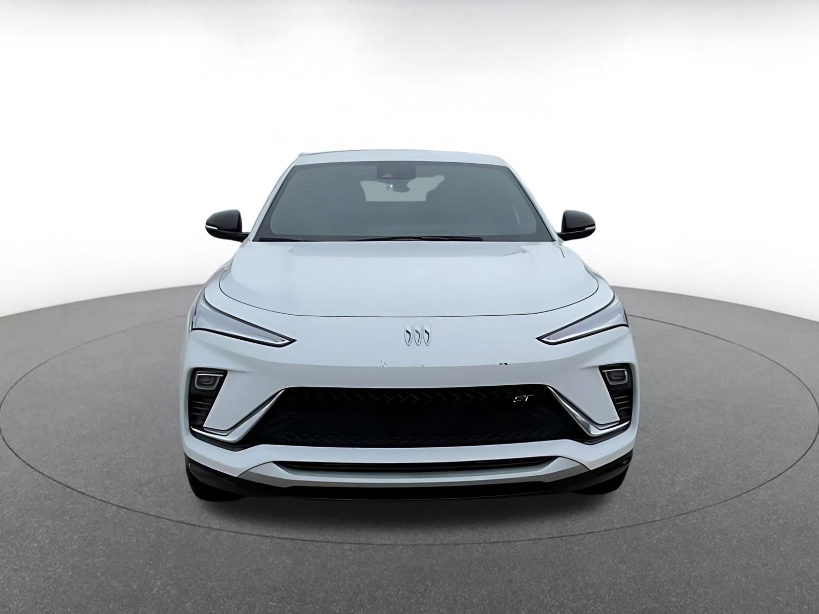 Used 2025 Buick Envista Sport Touring image 4