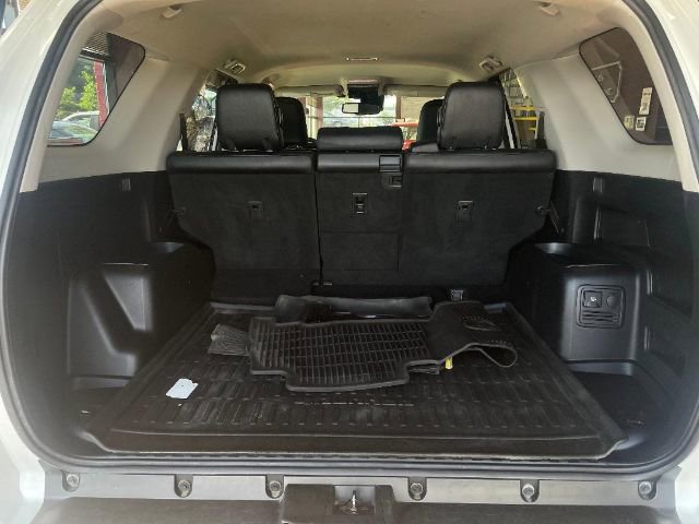 Used 2021 Toyota 4Runner Venture image 9