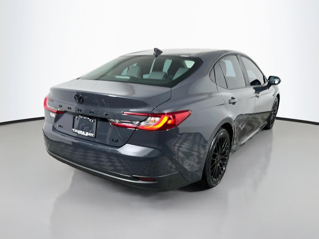 Used 2025 Toyota Camry LE FWD image 3