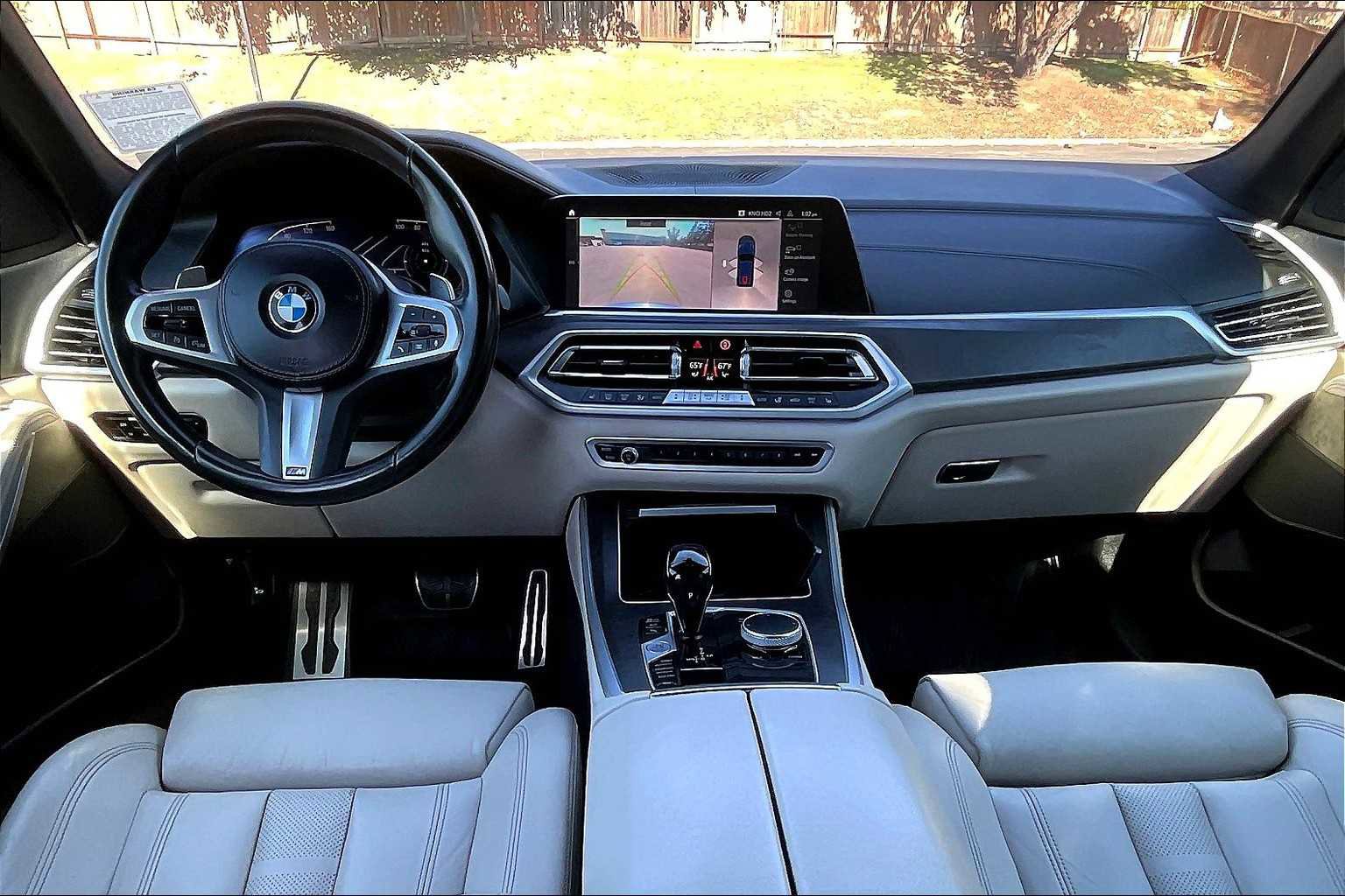 Used 2022 BMW X5 xDrive40i w/ M Sport Package image 18