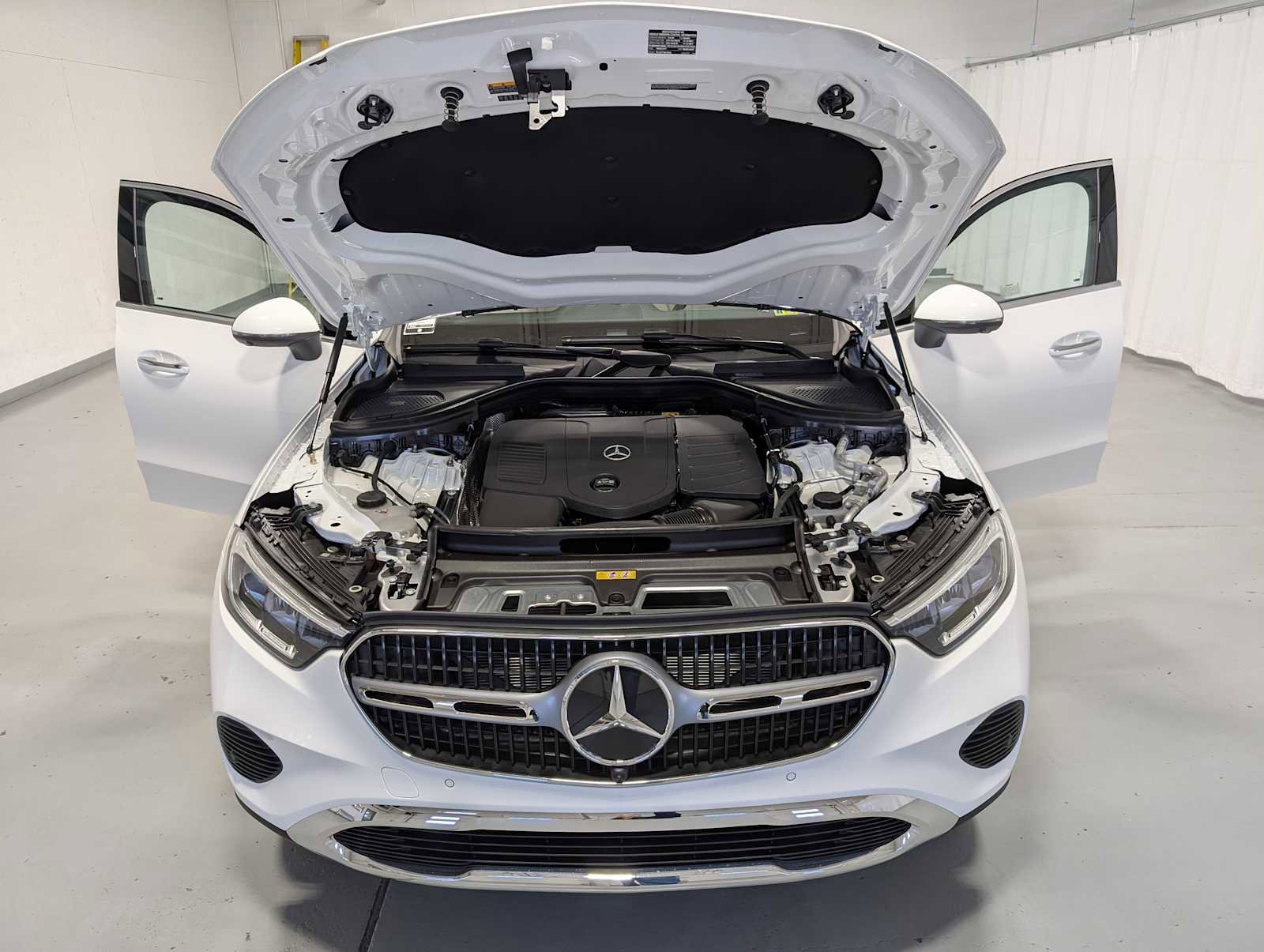 New 2026 Mercedes-Benz GLC 300 4MATIC image 10