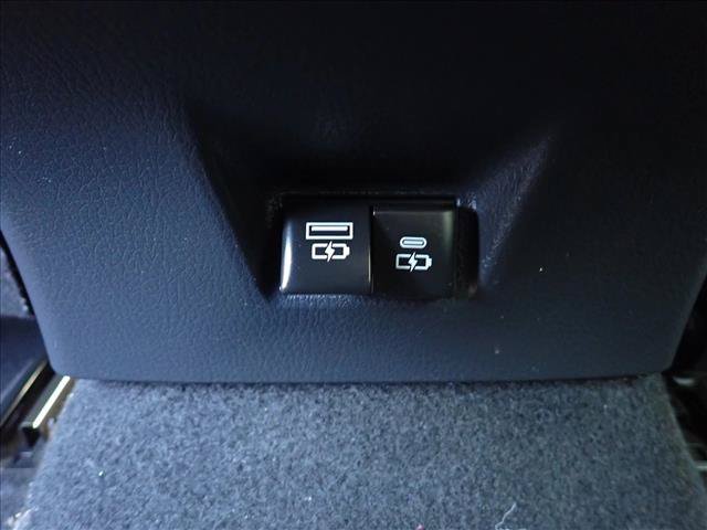 Certified 2025 Toyota Camry LE FWD image 9