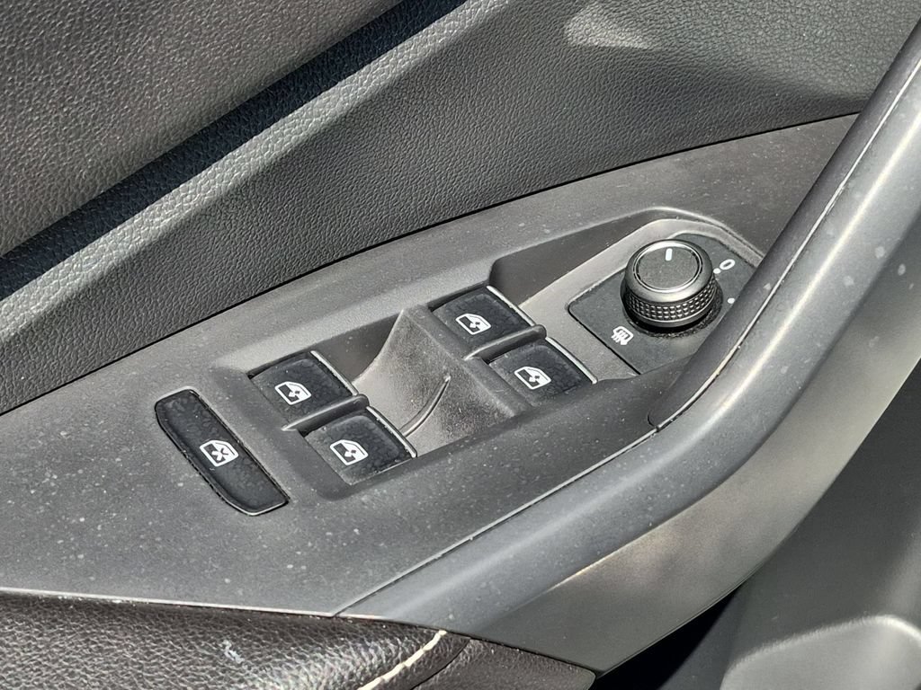 Used 2025 Volkswagen Jetta S FWD image 13