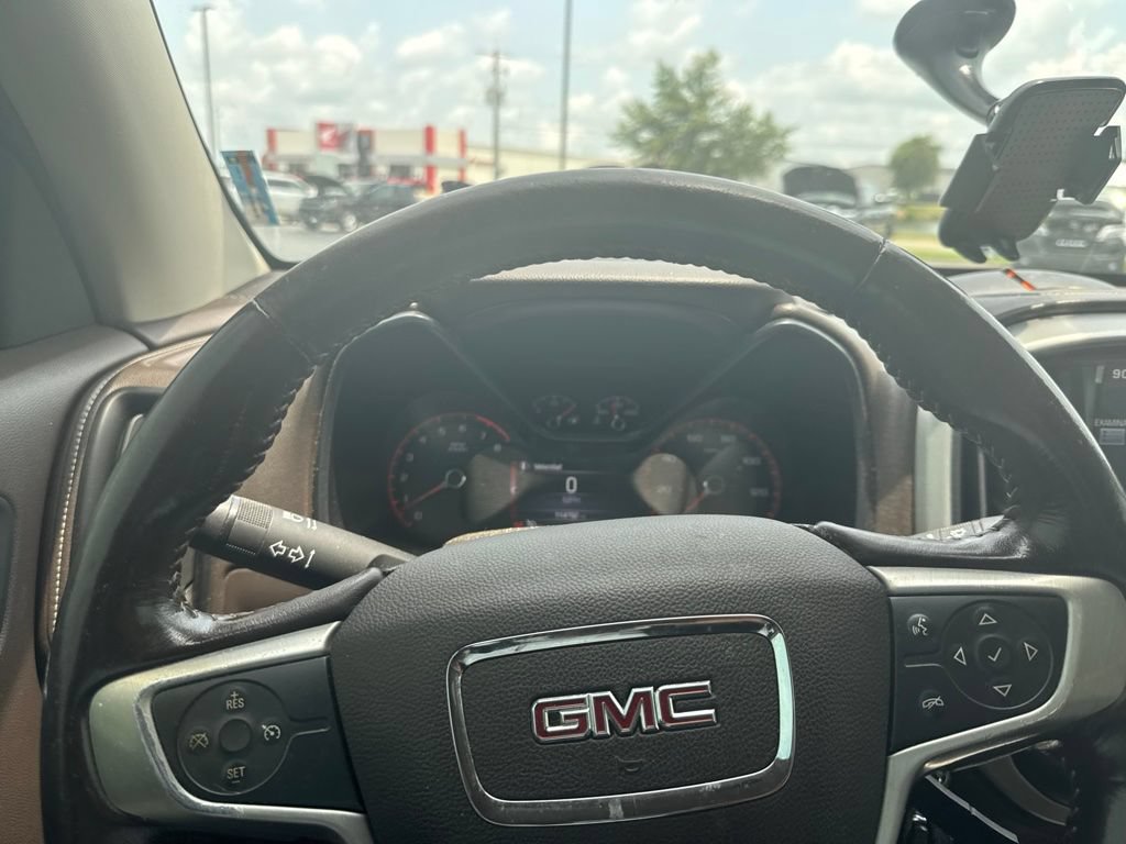 Used 2015 GMC Canyon SLT AWD/4WD image 16