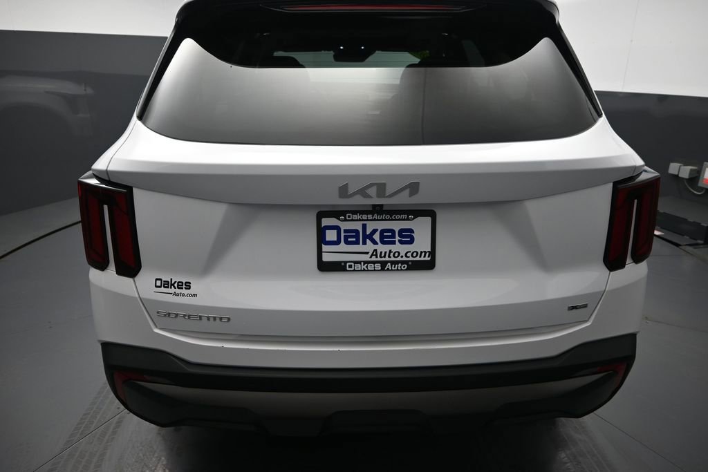 Certified 2024 Kia Sorento SX AWD/4WD image 36