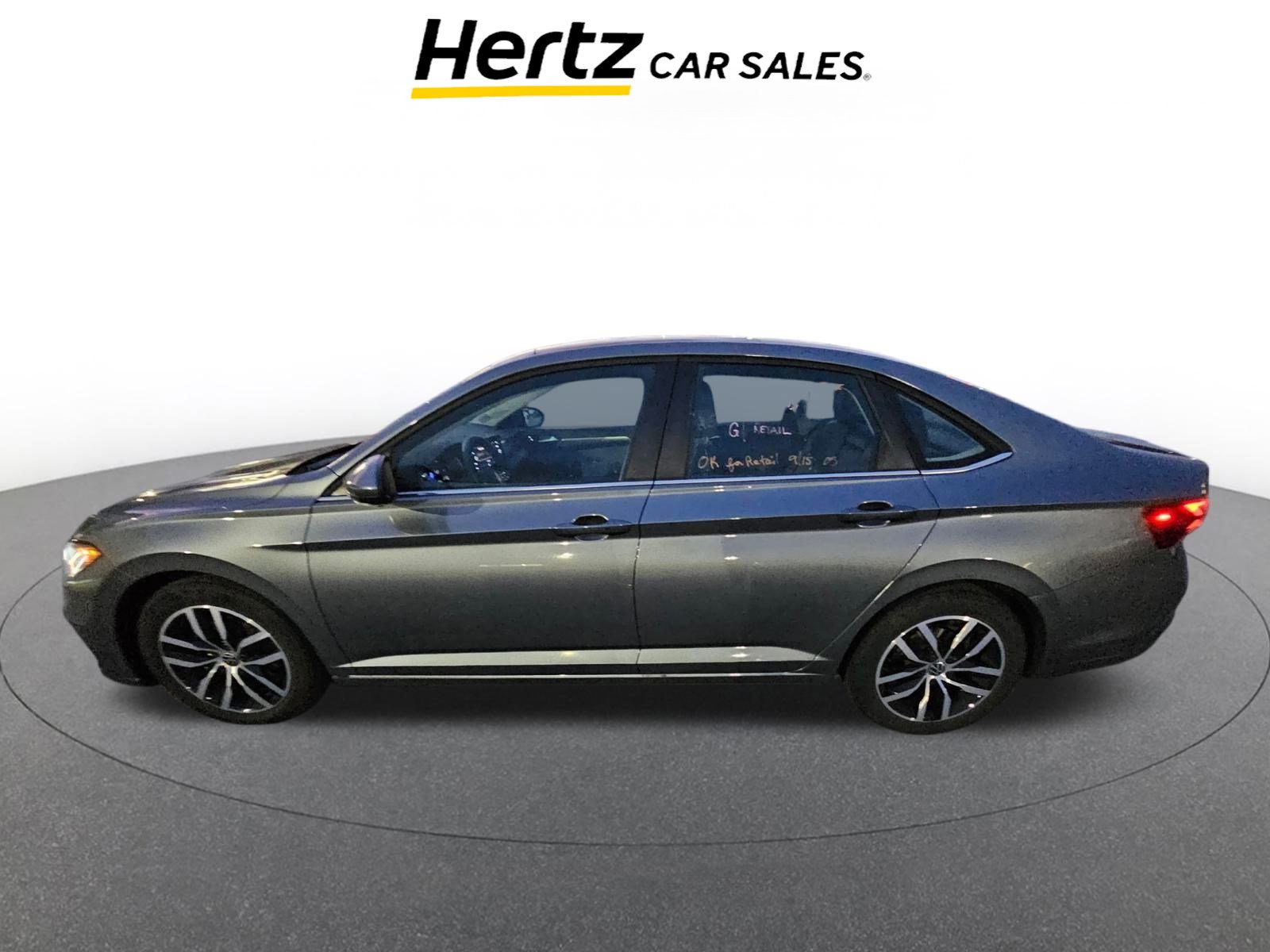 Used 2025 Volkswagen Jetta SE image 4