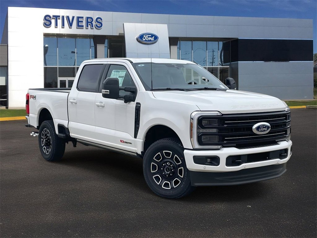 New 2025 Ford F350 Platinum w/ FX4 Off-Road Package