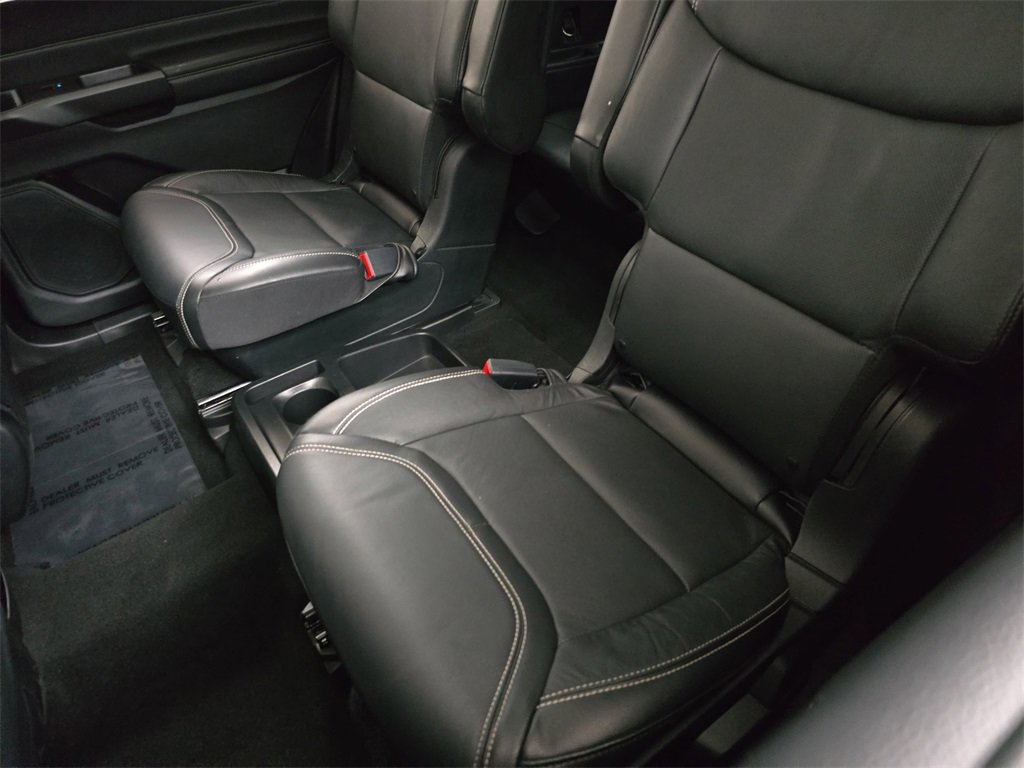 Used 2020 Ford Explorer ST w/ ST Street Pack image 18