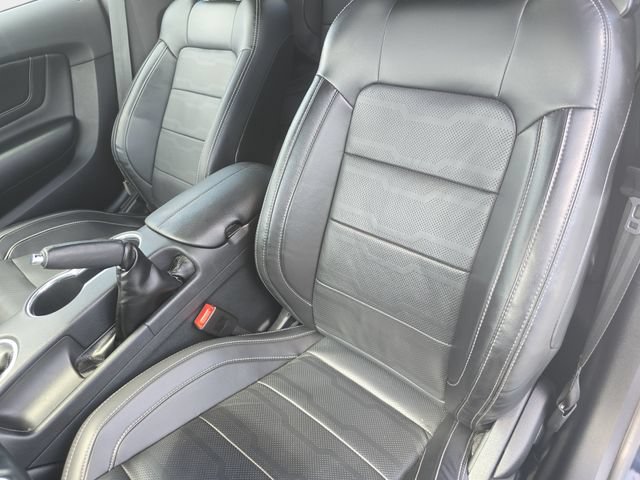 Used 2021 Ford Mustang GT Premium w/ Equipment Group 401A RWD image 21