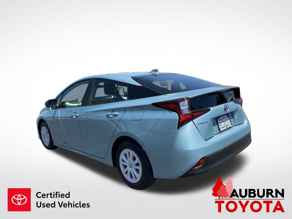 Certified 2022 Toyota Prius L Eco FWD image 6