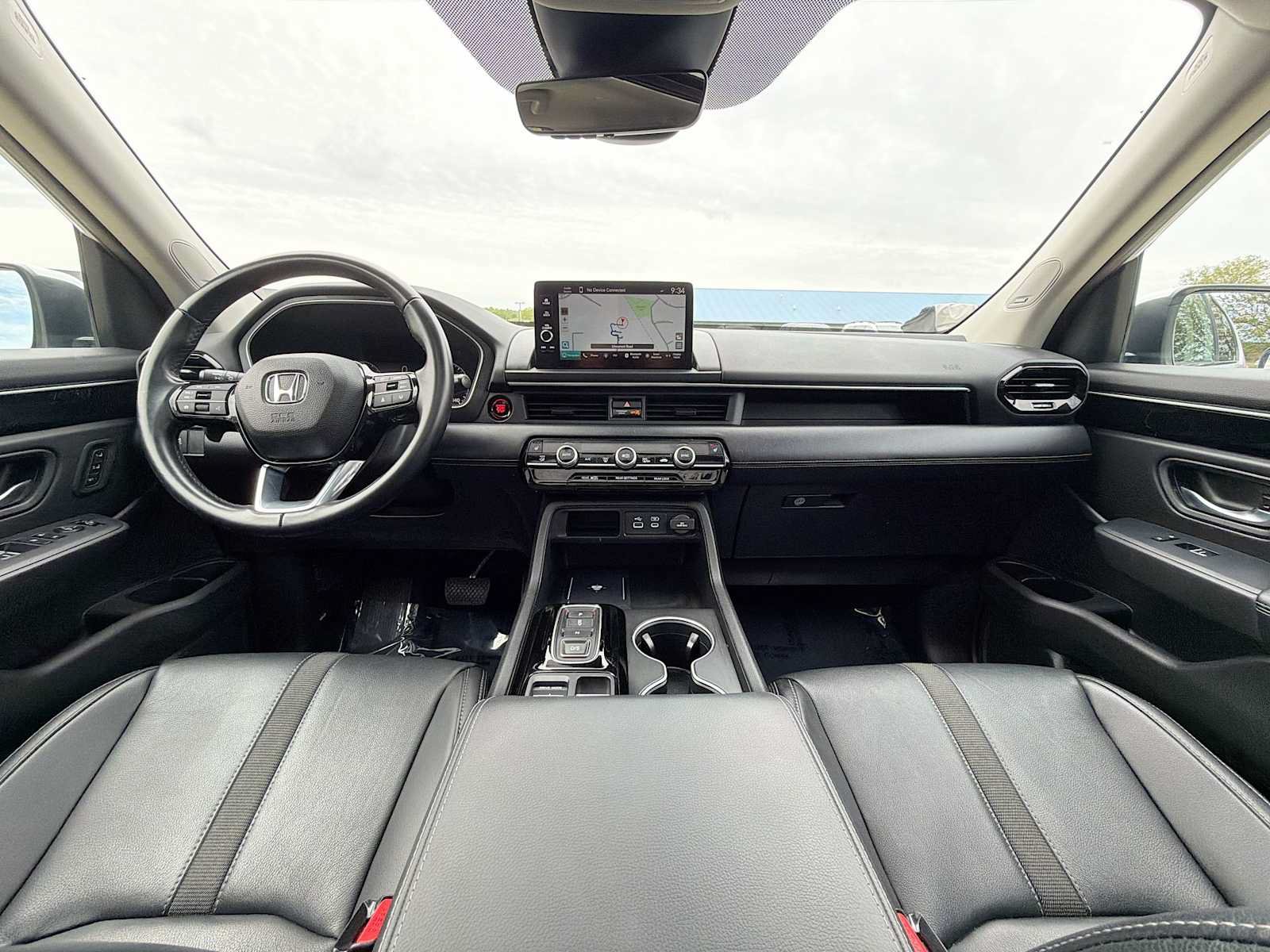 Used 2023 Honda Pilot Touring image 12