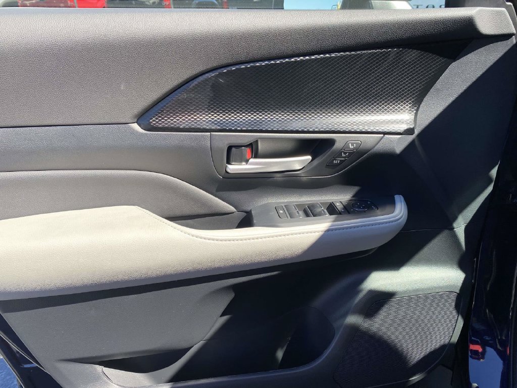 New 2026 Toyota Grand Highlander AWD Hybrid image 16