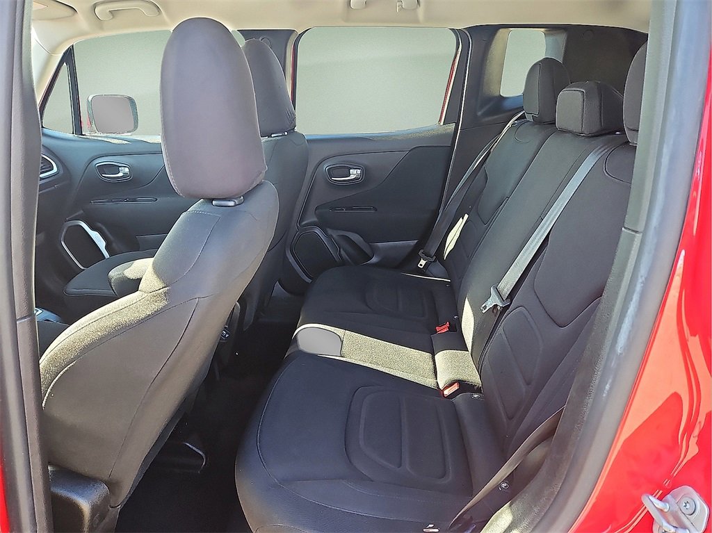 Used 2020 Jeep Renegade Latitude image 14