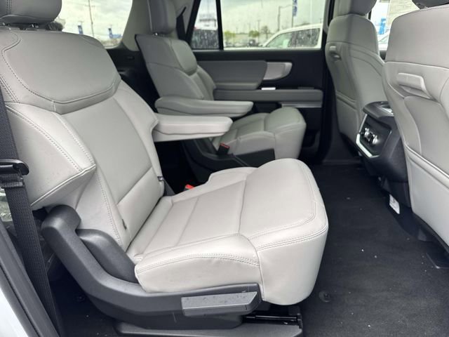 New 2026 Ford Expedition Max Active image 12