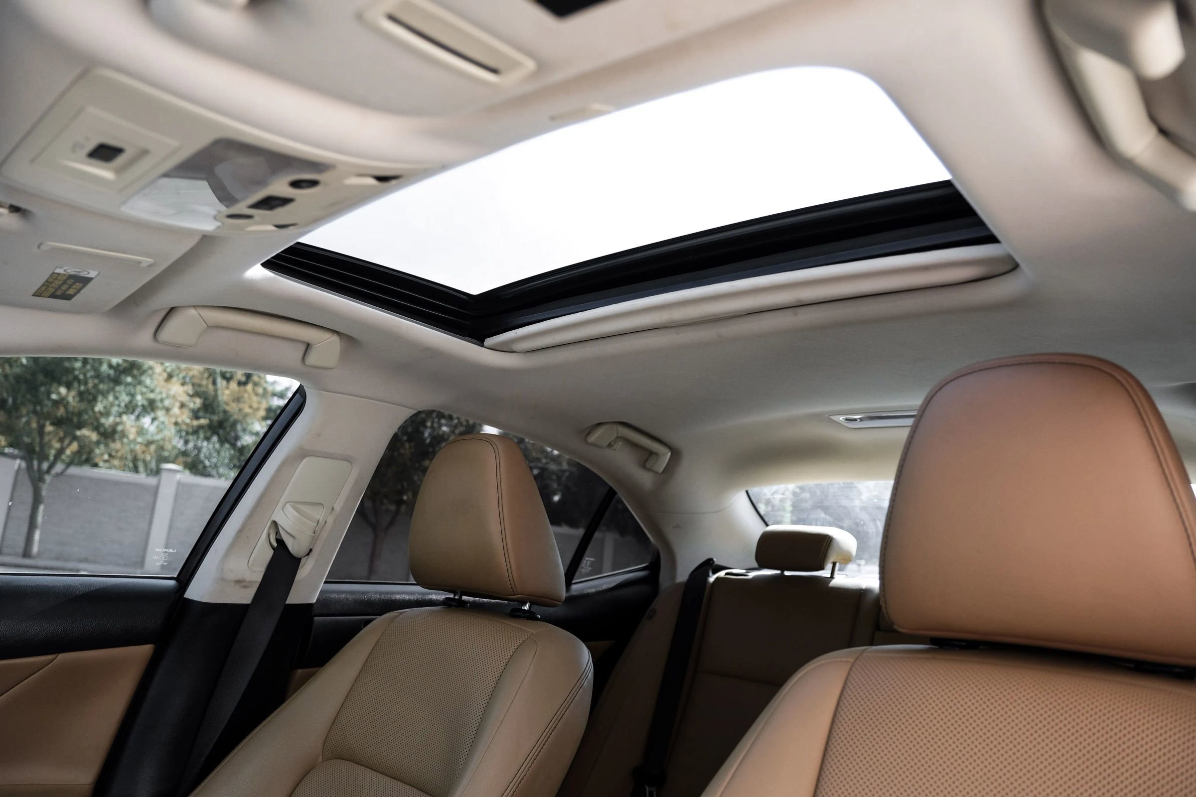 Used 2018 Lexus IS 300 w/ Accessory Package 2 image 17