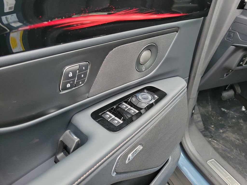 New 2026 Lincoln Nautilus Premier w/ Equipment Group 102A image 19