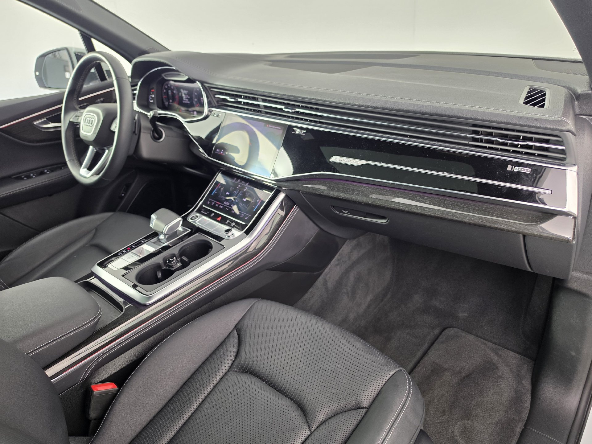 Certified 2026 Audi Q7 3.0T Premium Plus w/ Premium Plus Package AWD/4WD image 30