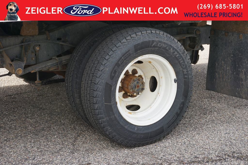 Used 2024 Ford E-450 and Econoline 450 Super Duty RWD image 9