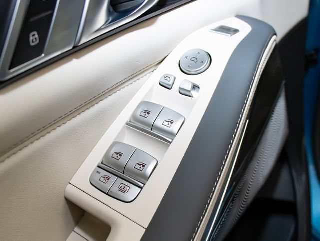 New 2026 BMW ALPINA XB7 AWD/4WD image 14