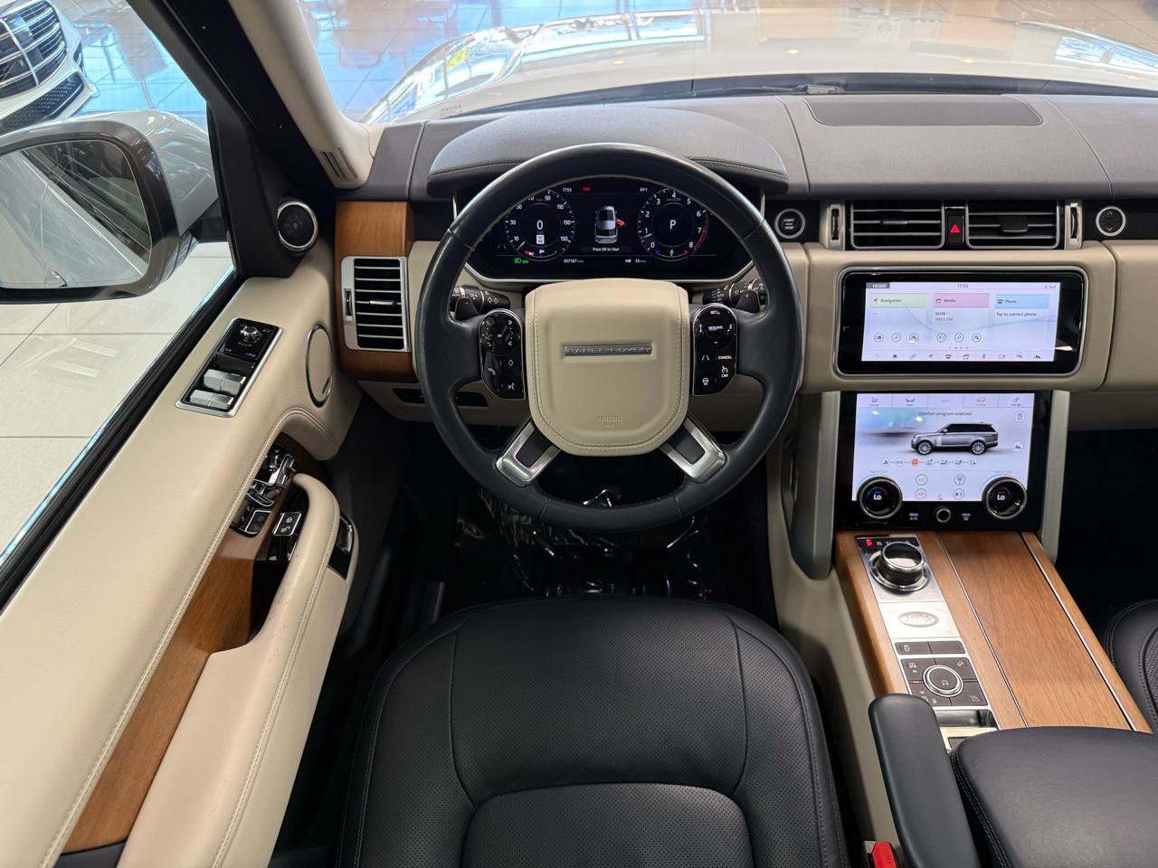 Used 2019 Land Rover Range Rover HSE AWD/4WD image 11