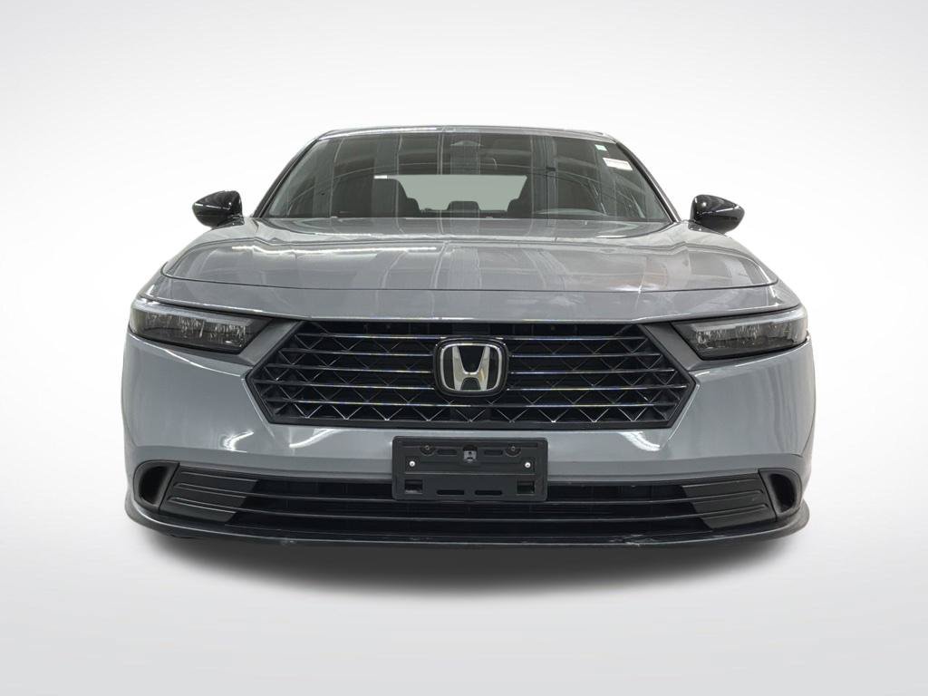 Used 2025 Honda Accord Sport image 5