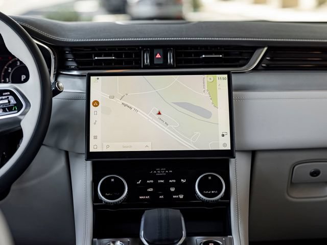 Certified 2025 Jaguar F-PACE R-Dynamic S AWD/4WD image 19