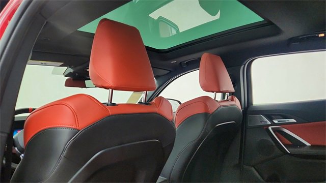 Used 2025 BMW X2 M35i image 30