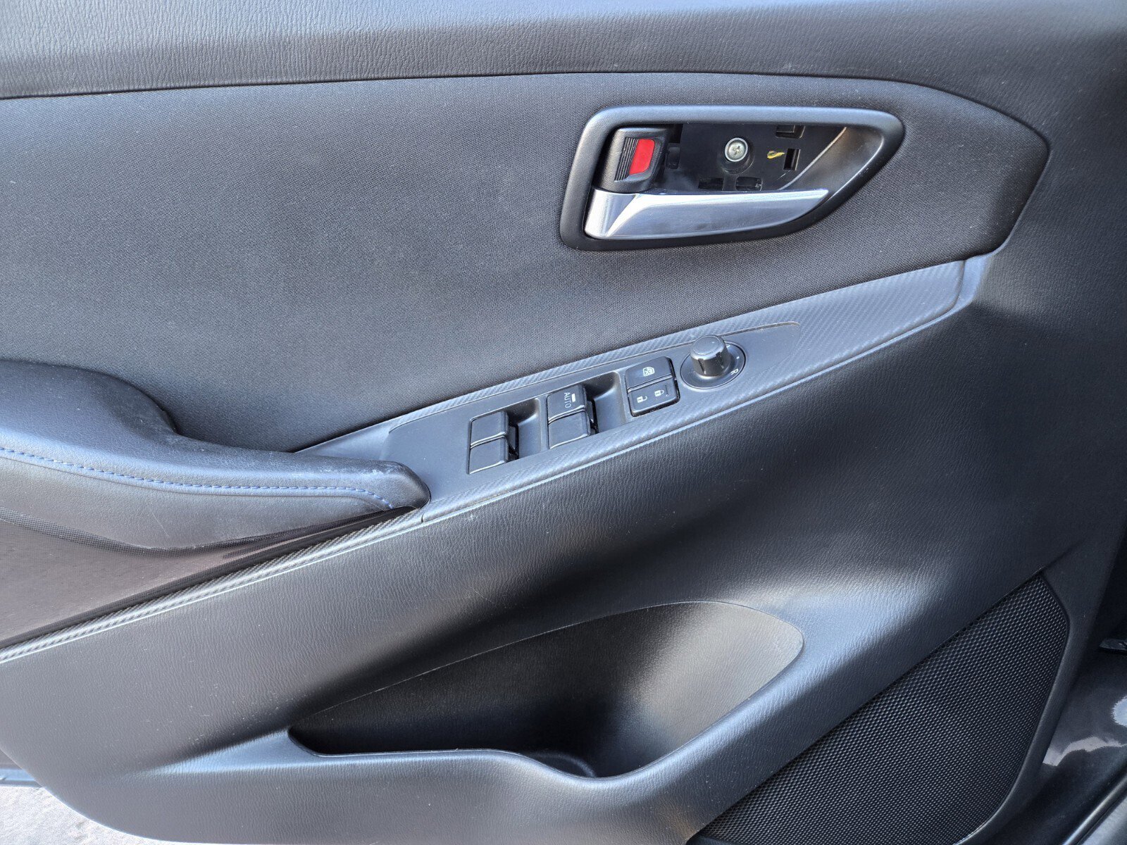 Used 2016 Scion iA image 14