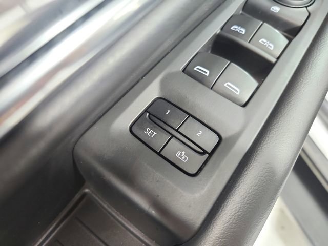 Used 2021 Chevrolet Suburban RST RWD image 21