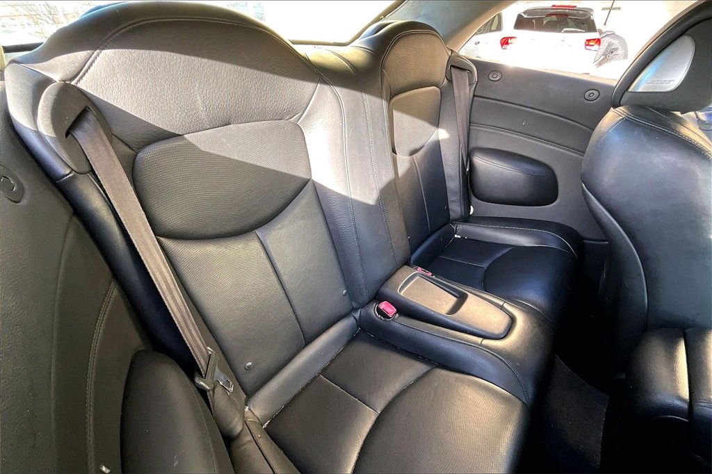 Used 2012 INFINITI G37 Sport w/ Premium Pkg image 28