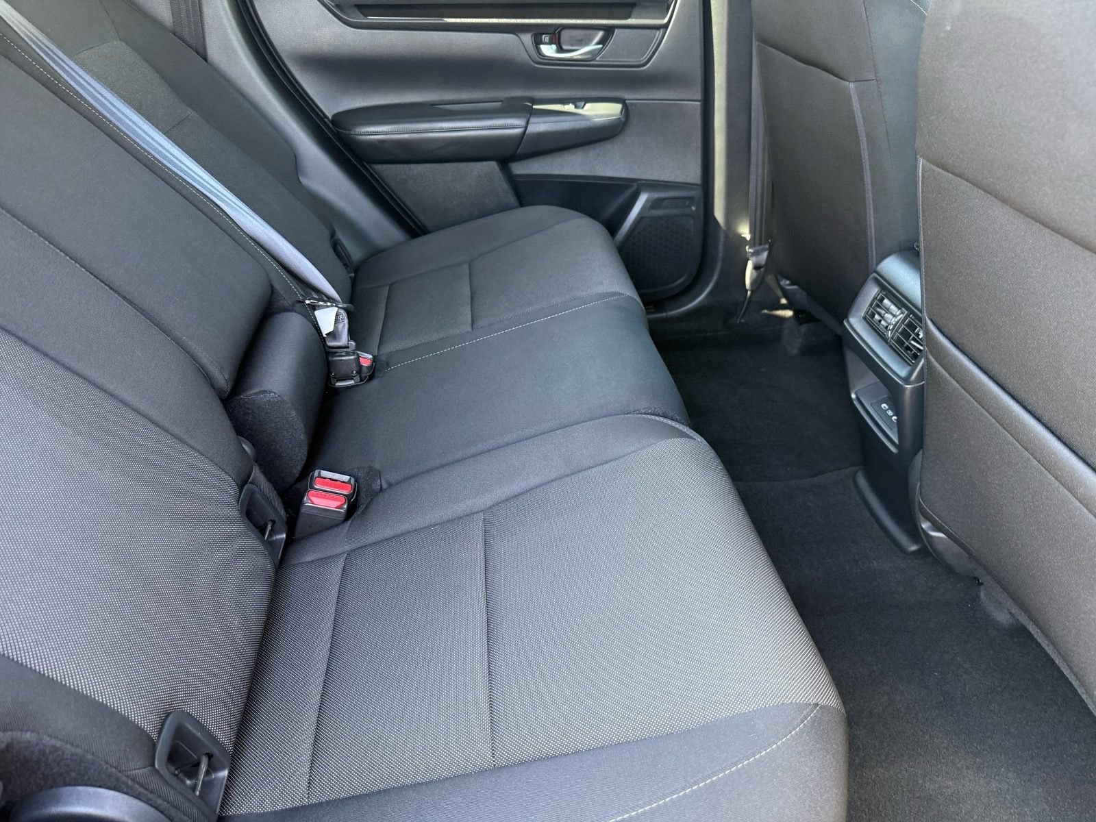 Used 2025 Honda CR-V EX image 29