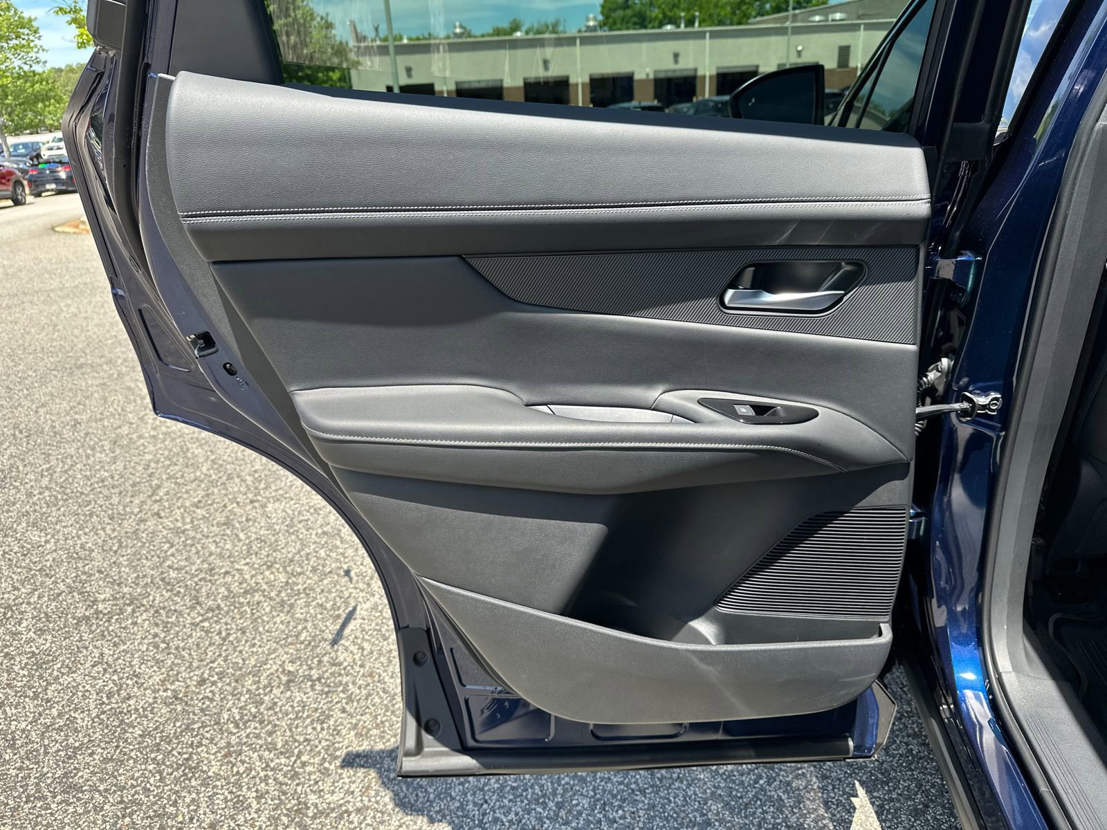 Certified 2025 Nissan Murano SL AWD/4WD image 20