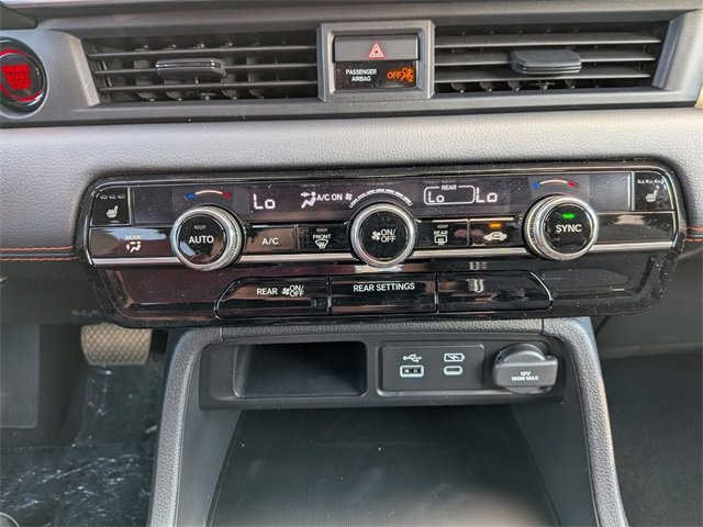 New 2025 Honda Pilot Sport image 19